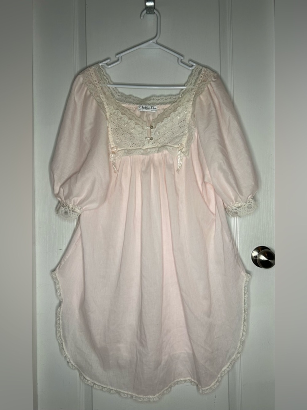 VTG Christian Dior Lingerie Nightgown Sz L Pale Pink Lace Trim Puff Sleeve USA